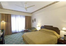 Hotel Holiday Inn , Amer Road