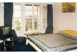 Hotel Dalziel , The Mall