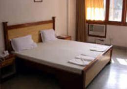 Blue Moon hotel,Mall Road